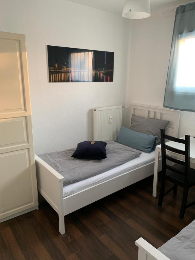 Zum Armen Mann Bed & Breakfast Düsseldorf Exterior foto