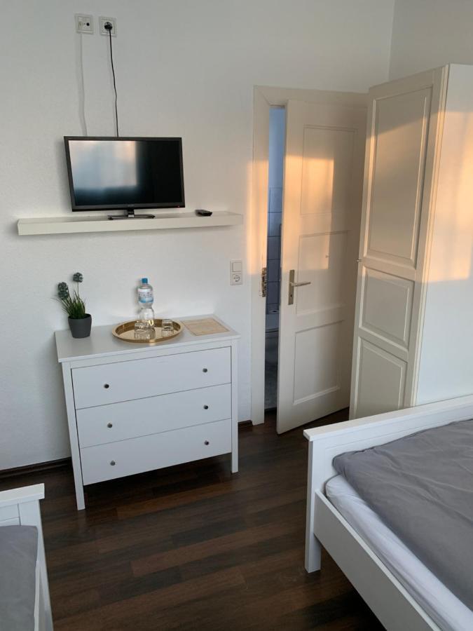 Zum Armen Mann Bed & Breakfast Düsseldorf Exterior foto