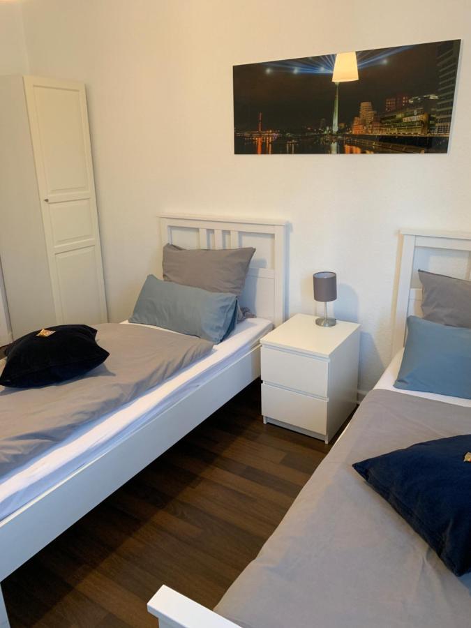 Zum Armen Mann Bed & Breakfast Düsseldorf Exterior foto