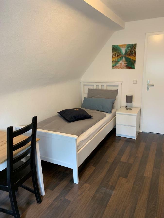 Zum Armen Mann Bed & Breakfast Düsseldorf Exterior foto